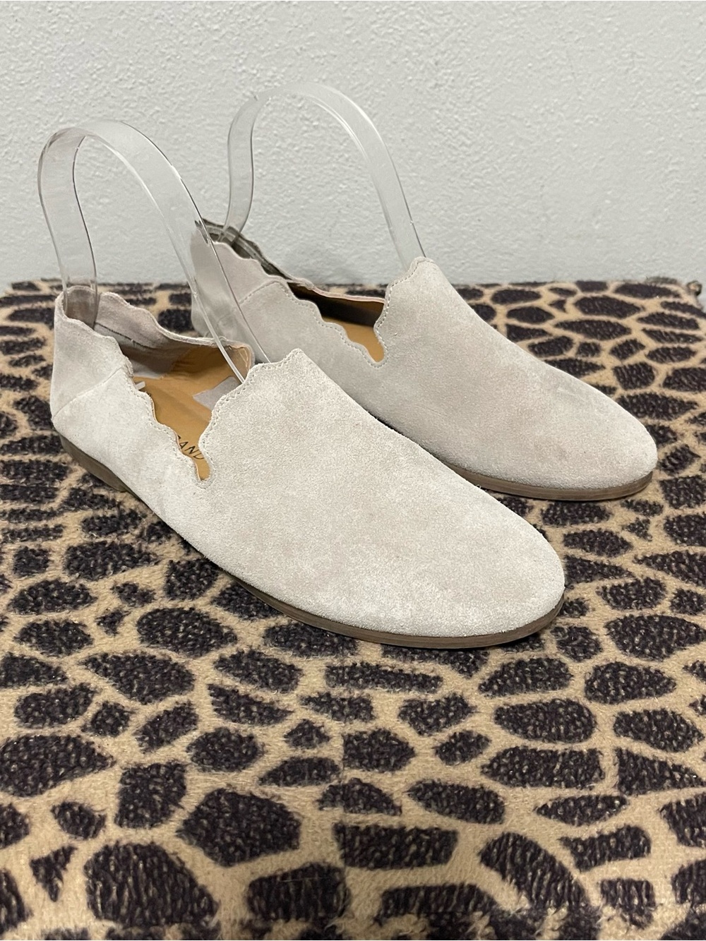 Lucky Brand Scalloped Slip On Flats Gray Suede Loafer Casual Womens 7.5